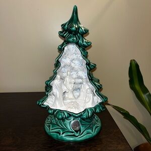 Vintage Ceramic Christmas Nativity Tree Diorama Holland Mold